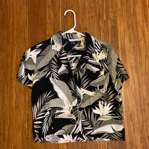 Volcom Button down cropped shirt